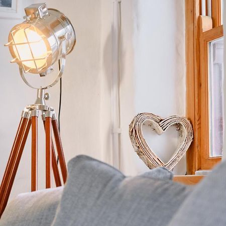 Finest Retreats - Scallop Cottage Porthleven Buitenkant foto